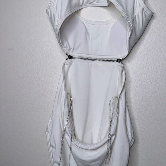 MICHAEL MICHAEL KORS Women's Zip-Trim Cutout One-Piece Swimsuit Size 6 - Picture 9 of 13